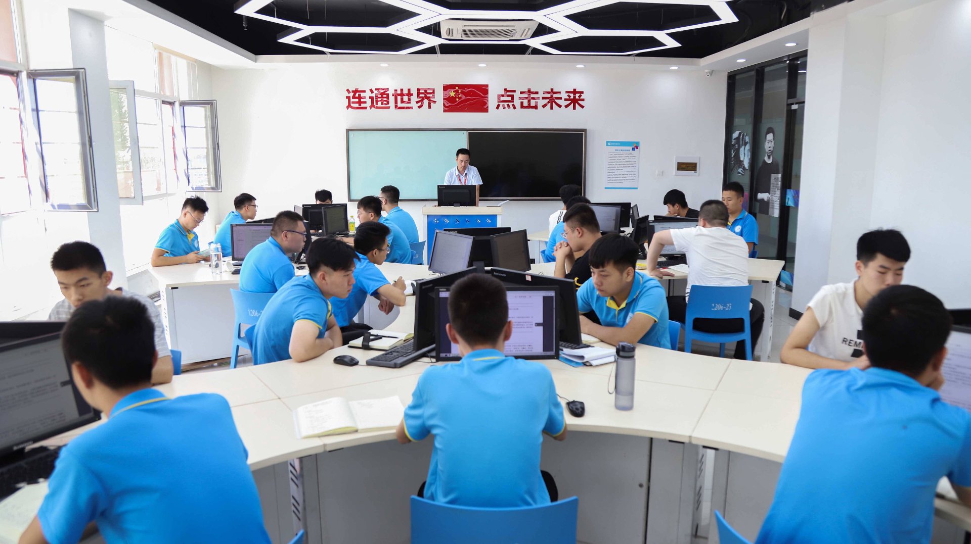 靖歌阁网络